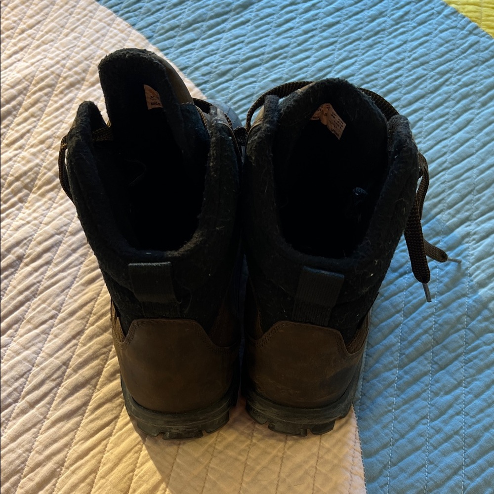 Men’s Timberland Dark Brown Waterproof Boots — Size 10 - Picture 5 of 9
